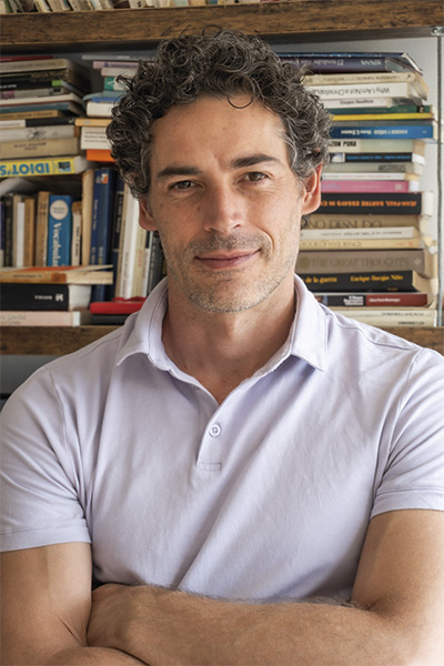 ESTEBAN JARAMILLO